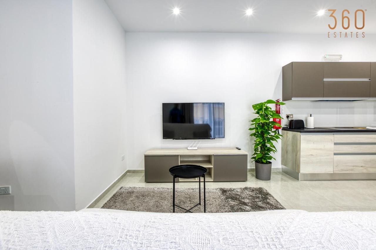 A Lovely 1Br Home With Balcony Just Off The Coast By 360 Estates St. Julian's Zewnętrze zdjęcie