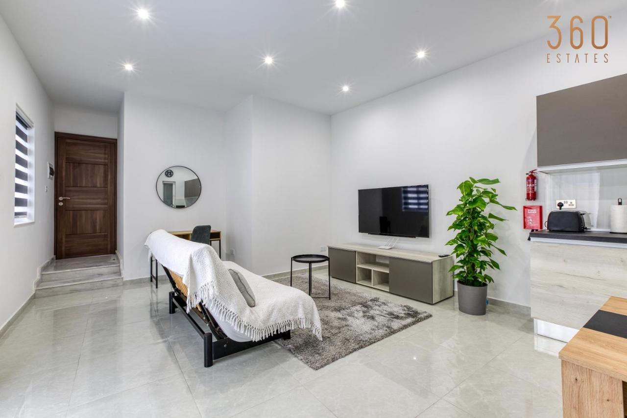 A Lovely 1Br Home With Balcony Just Off The Coast By 360 Estates St. Julian's Zewnętrze zdjęcie